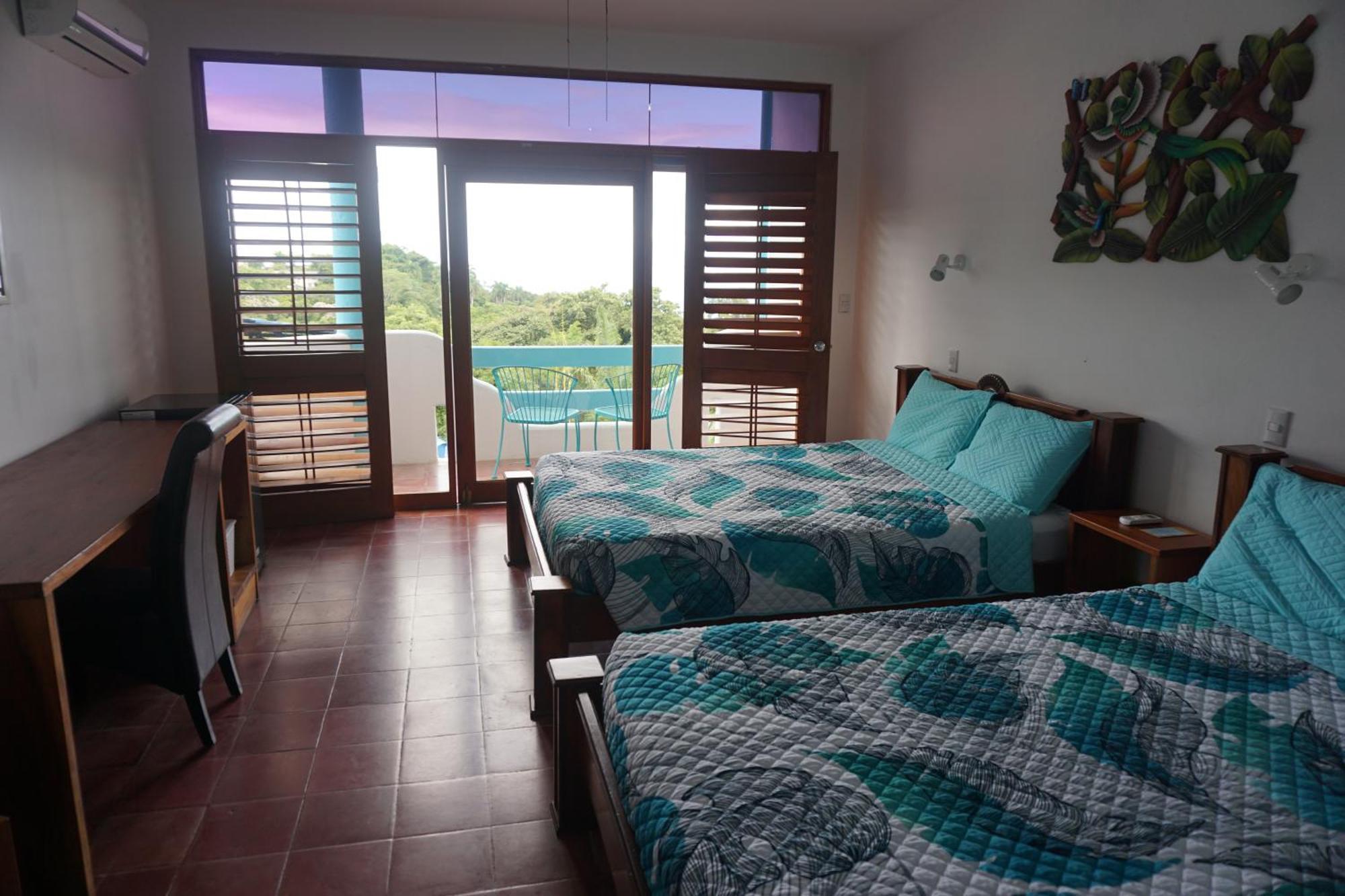 Hotel Planeta Sano Manuel Antonio Kültér fotó
