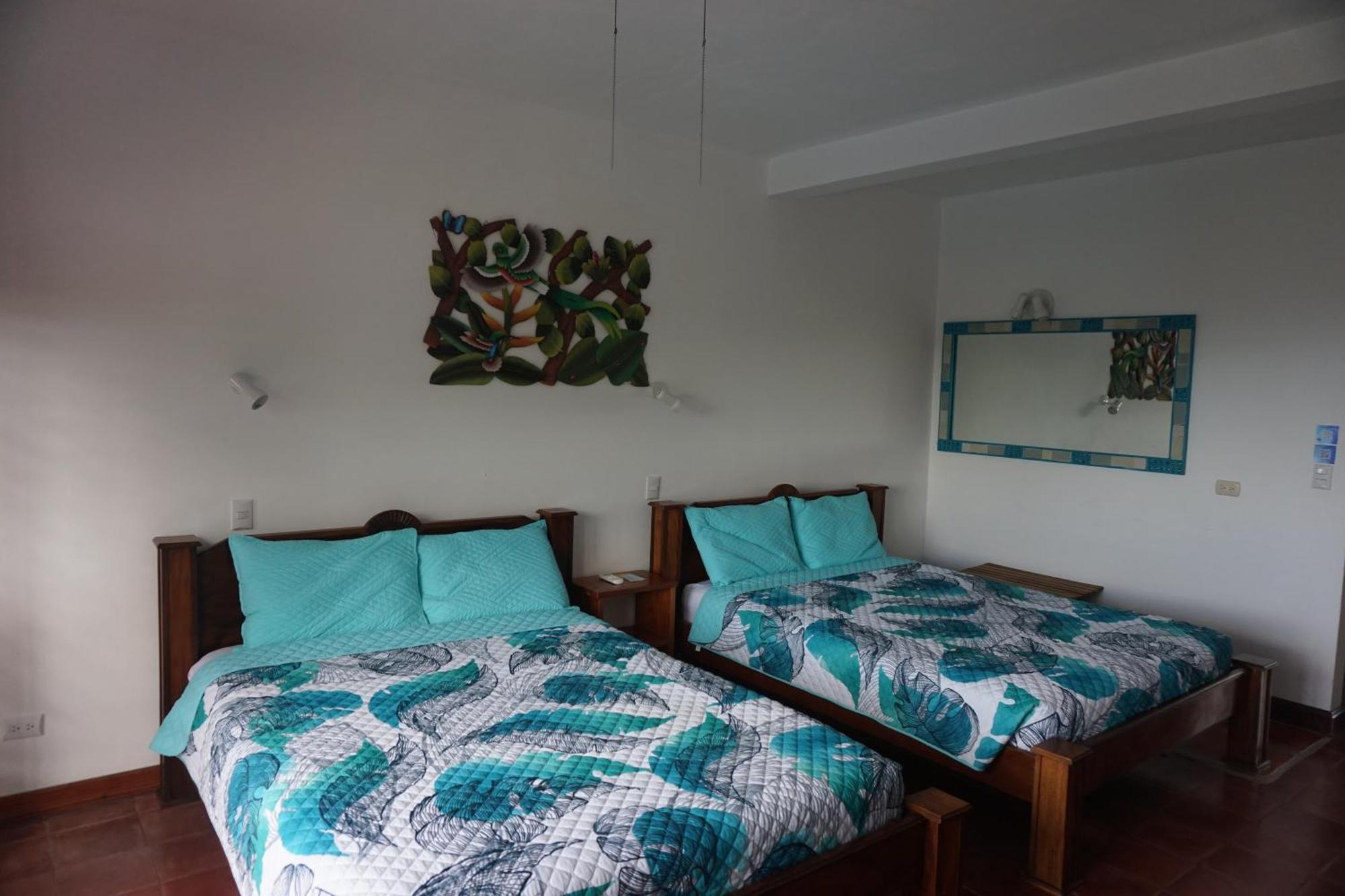 Hotel Planeta Sano Manuel Antonio Kültér fotó