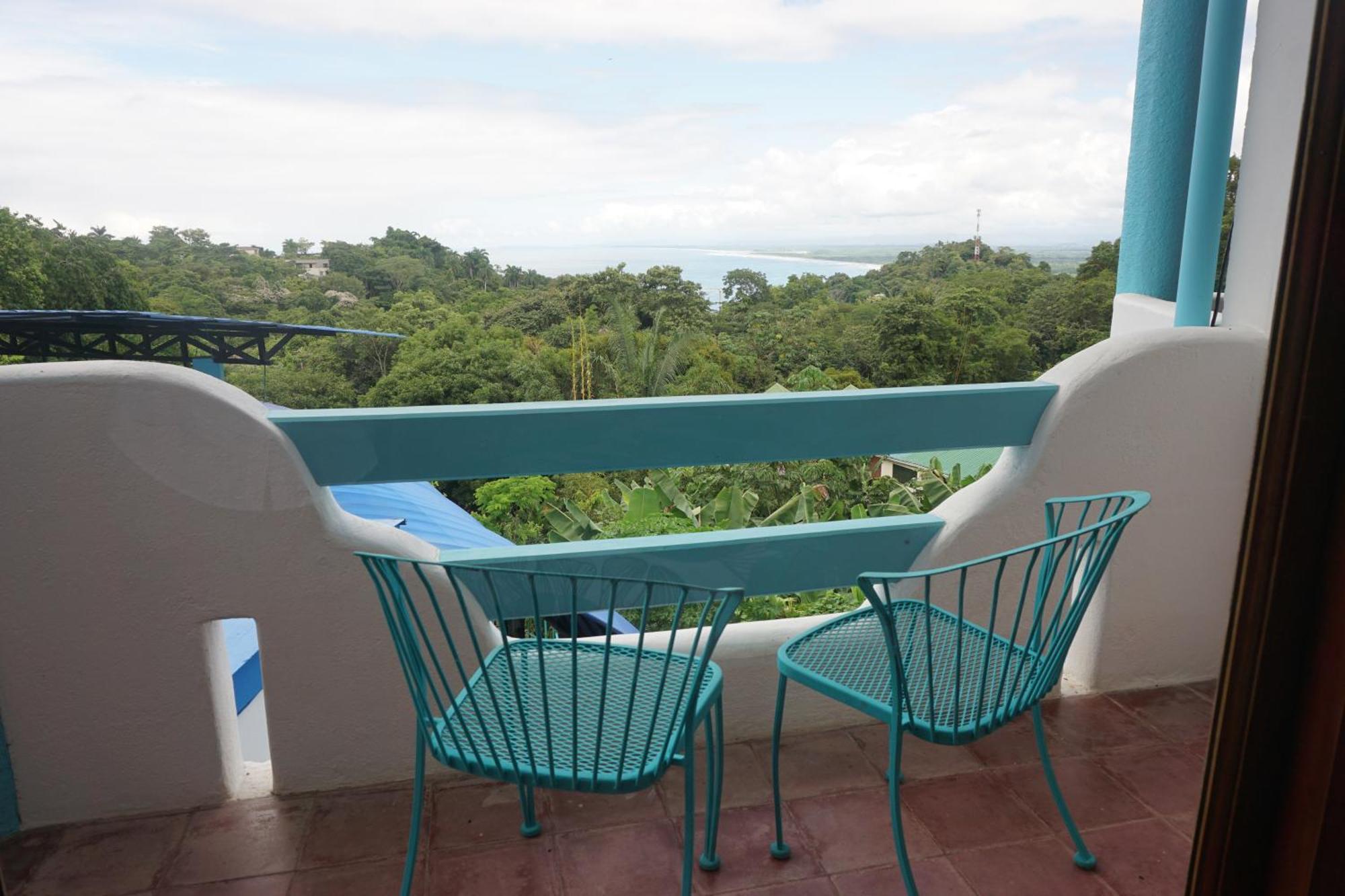 Hotel Planeta Sano Manuel Antonio Kültér fotó