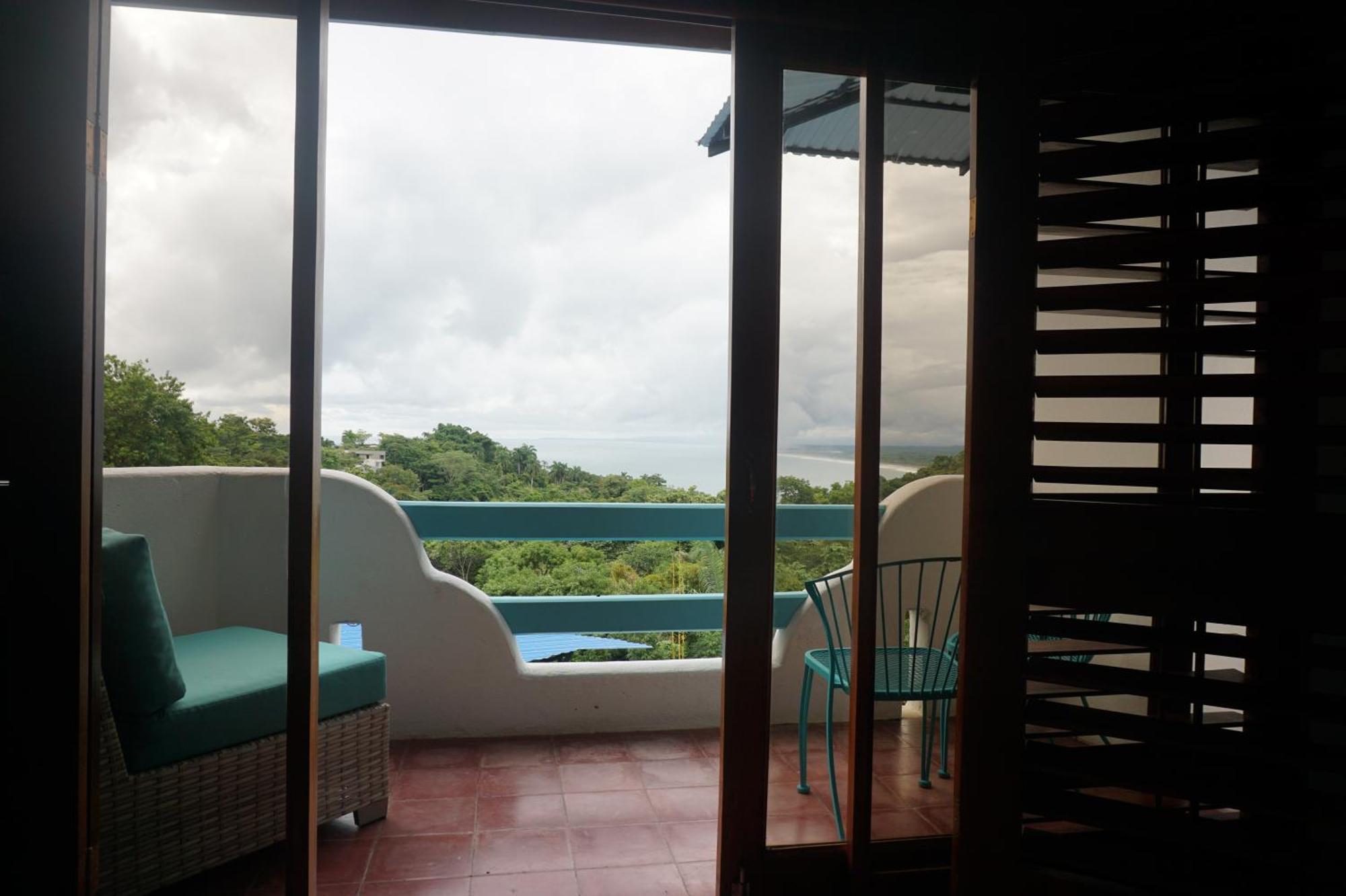 Hotel Planeta Sano Manuel Antonio Kültér fotó