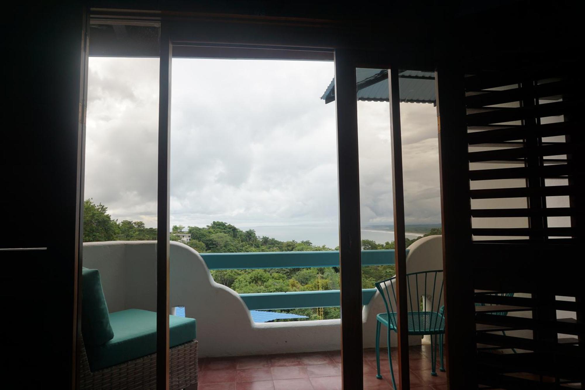 Hotel Planeta Sano Manuel Antonio Kültér fotó