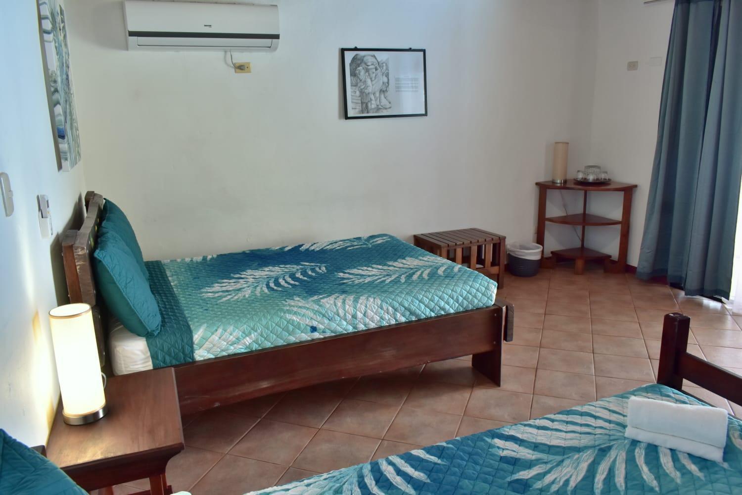 Hotel Planeta Sano Manuel Antonio Kültér fotó