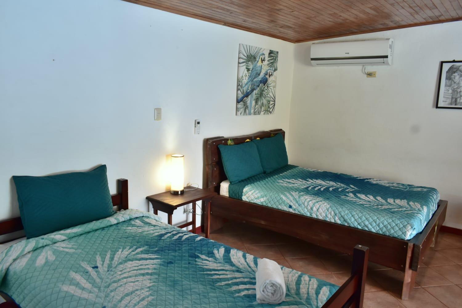 Hotel Planeta Sano Manuel Antonio Kültér fotó
