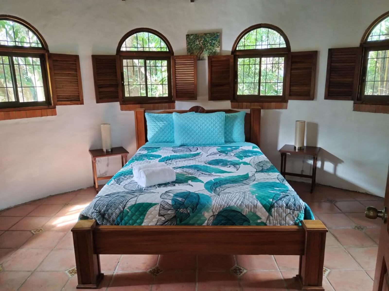 Hotel Planeta Sano Manuel Antonio Kültér fotó